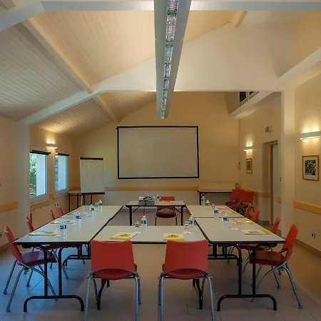 Hotel Mileade Le Domaine De La Blairie - Saumur 3*