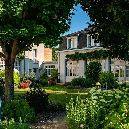 Hotel Mileade Le Domaine De La Blairie - Saumur 3*