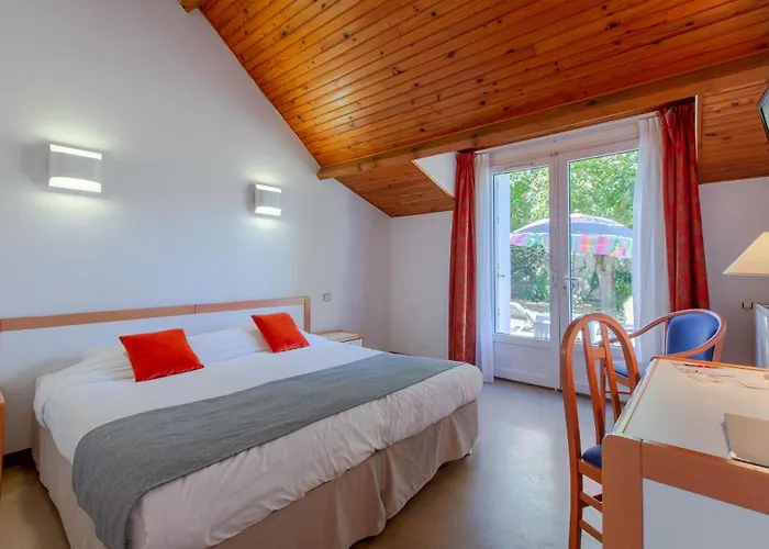 Hotel Mileade Le Domaine De La Blairie - Saumur 3*