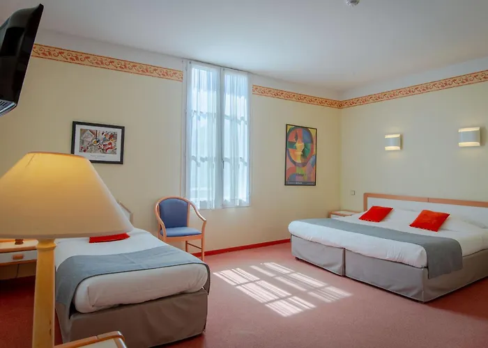 Hotel Mileade Le Domaine De La Blairie - Saumur 3*